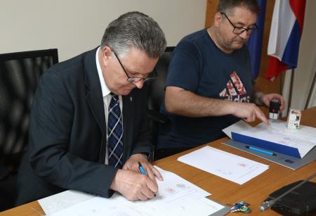 Podpis pogodbe in aneksov JGS za Občino Cerknica 10 Foto Ljubo Vukelič